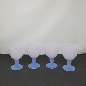 Tupperware Impressions Parfait Goblet Dessert Cups Blue Pastel Set of 4 4094B